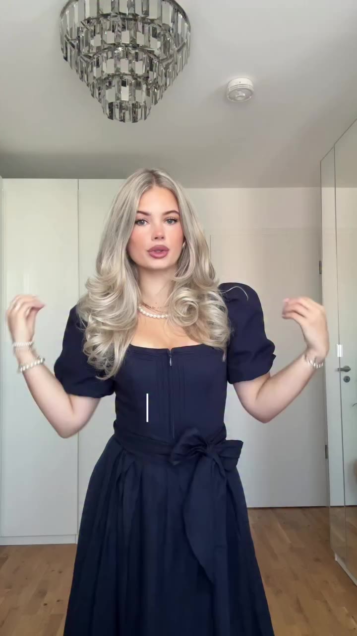 In loveeee🤍 #trachtenliebe #ootd #dirndl #trachtenseason #munichgirl