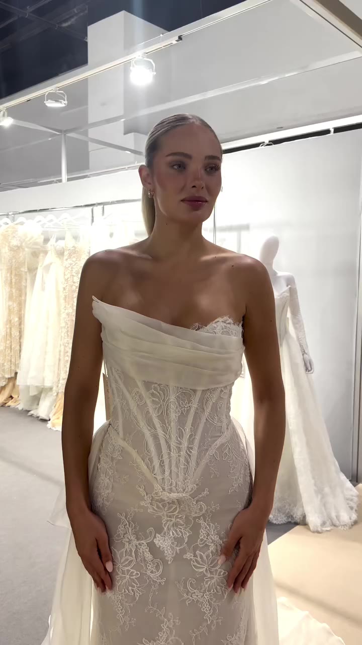 Say YES to Giselle ✨ Discover our new collection at Melange de Blanc, in NYC…