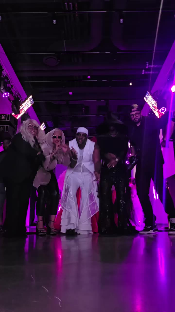 Myself and some of the crew at the @philly_fashion_week Avant-garde Ball…