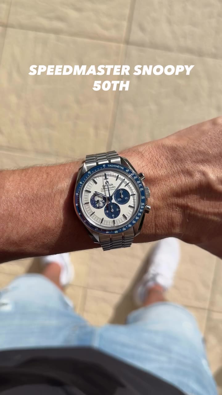 The Omega Speedmaster Silver Snoopy Award 50th Anniversary. 💙🚀 In my eyes…
