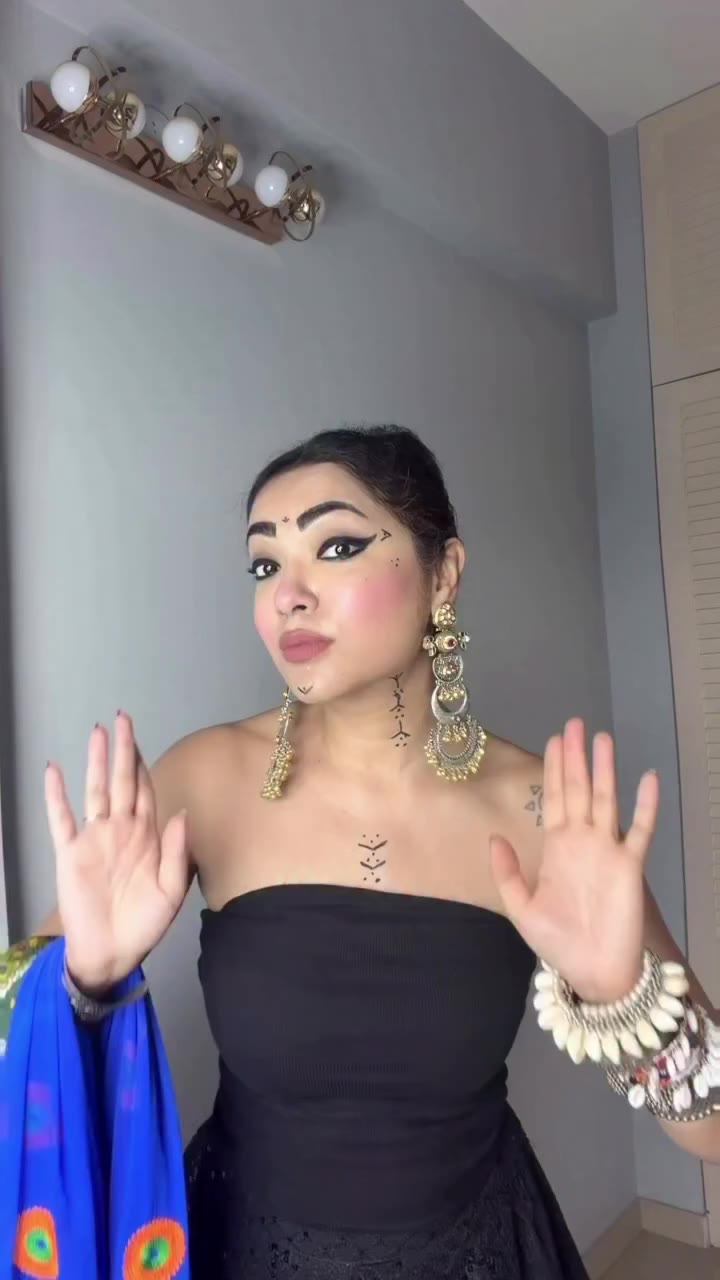 Day5/30 of FestiveDrapes✨NO TUMMY SHOW✨Try these long cholis with your…