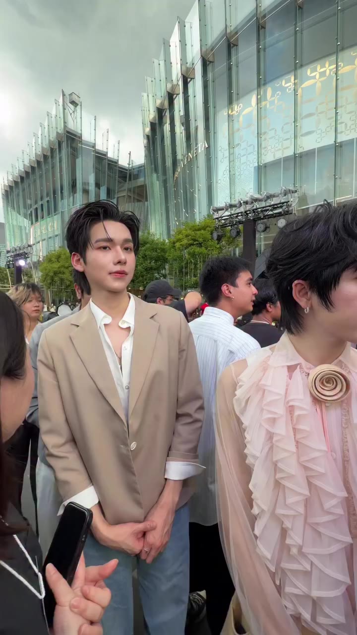 อยู่คนเดียวแล้วเมะมากกกกก🫪🫪🫪🫪 OHM EFW2026 PRESSCON #ohmkrit…