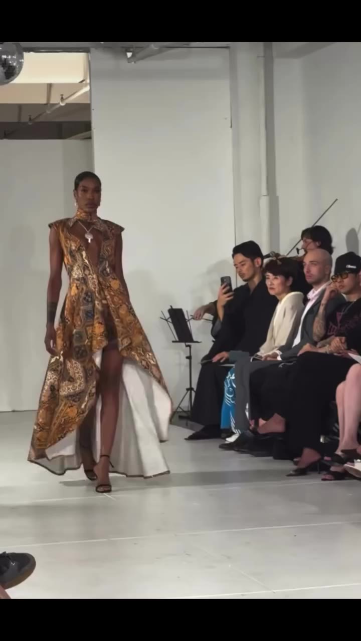 #NYFW ✨🎌 @shunthedesigner #ss27collection @stylem_usa @novagem.jewelry From…