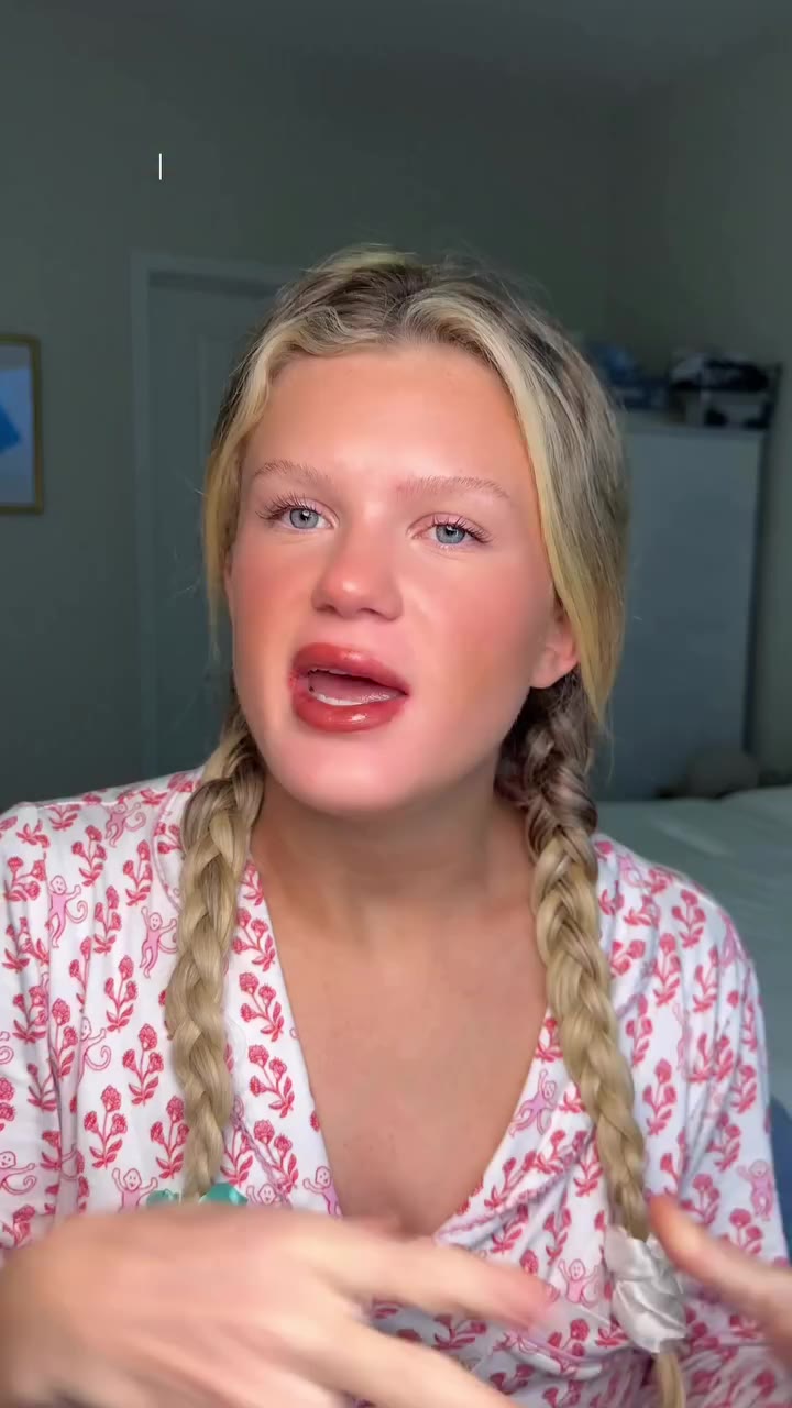 The EASIEST beginner french braid tutorial that taught over 300M+ people!…