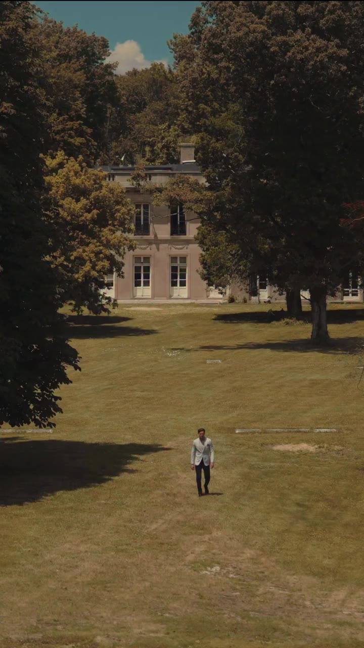 WHERE LEGACY MEETS HISTORY. @samuelsohn FW26 @lynnewood_hall #itsalifestyle…