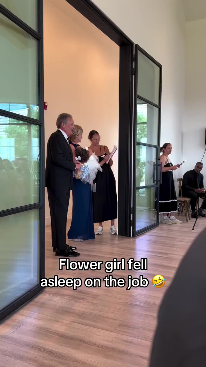 Granny and grandad to the rescue! 🥰 How adorable is this? We hope they play…
