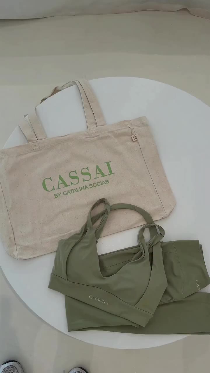 Un lanzamiento en tienda Novedades. Sorpresas. Y más por descubrir…