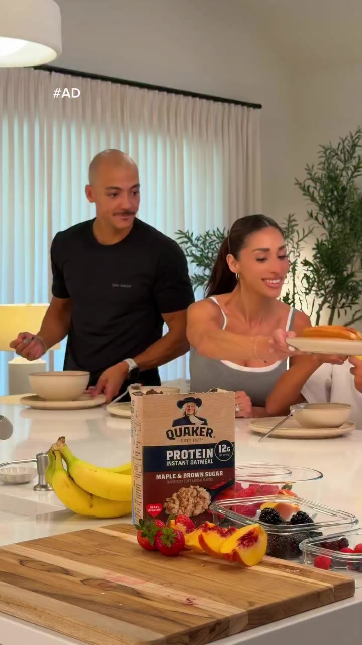 #ad Weekends, for us, get busy. 🕚 And they always start with @quaker . 🤗…