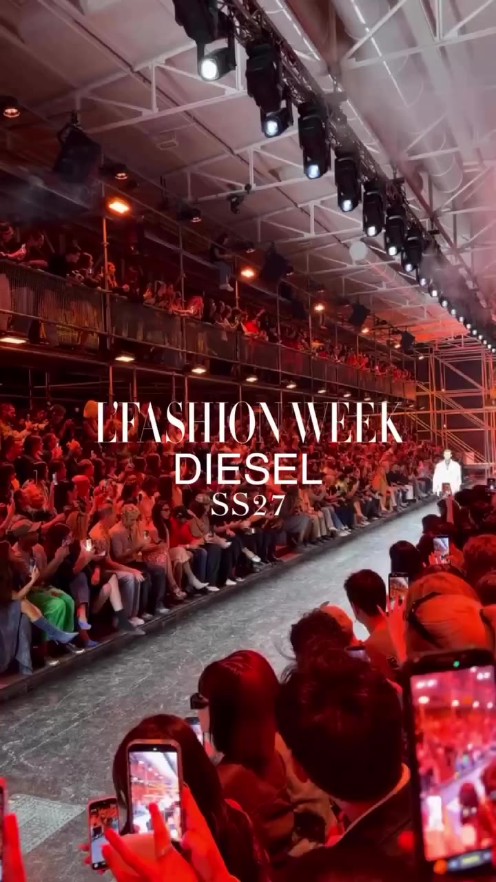 #MFW C’est dans un espace industriel pensé comme un club que s’est tenu le…