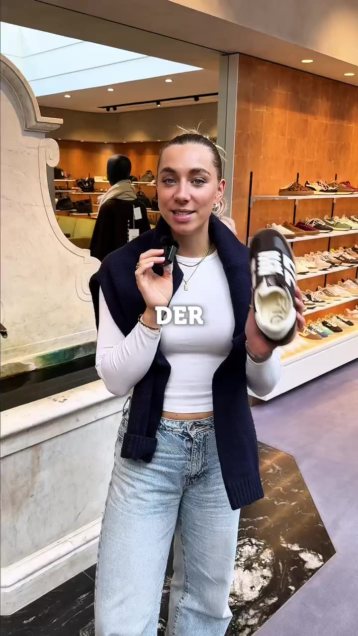 Das ist unser Bestseller von Back 70: Ein espressofarbener Retro-Sneaker, der…
