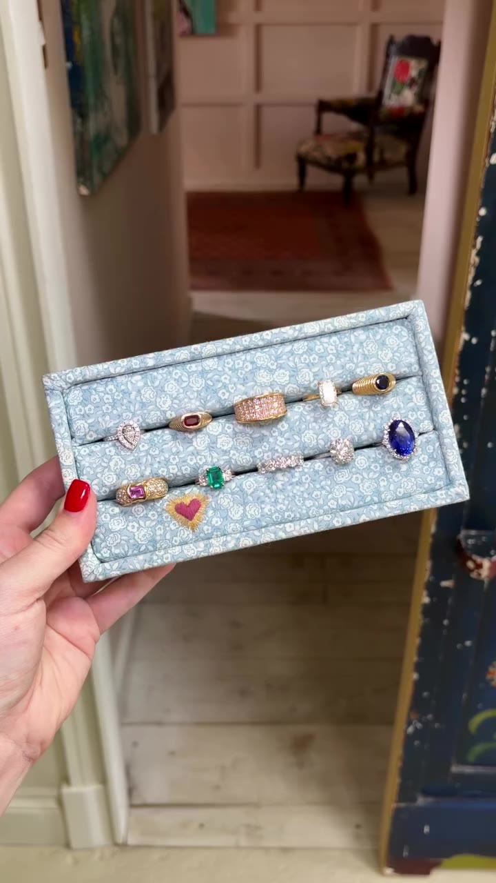 Our Tuesday tray of treasures ✨