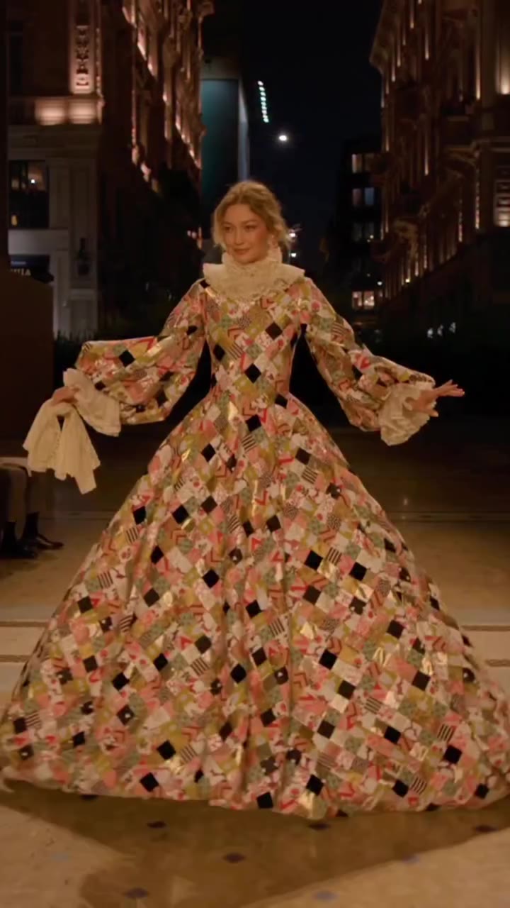 #GigiHadid has arrived on the #VogueWorld runway in Milan. In the age of AI…