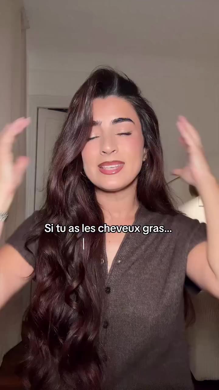 Les gestes essentiels si tu as les cheveux gras !! 🫧🛁 . #cheveuxgras