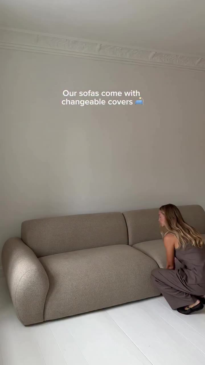 Did you know our sofas feature changeable covers? 🤎 They’re designed to let…