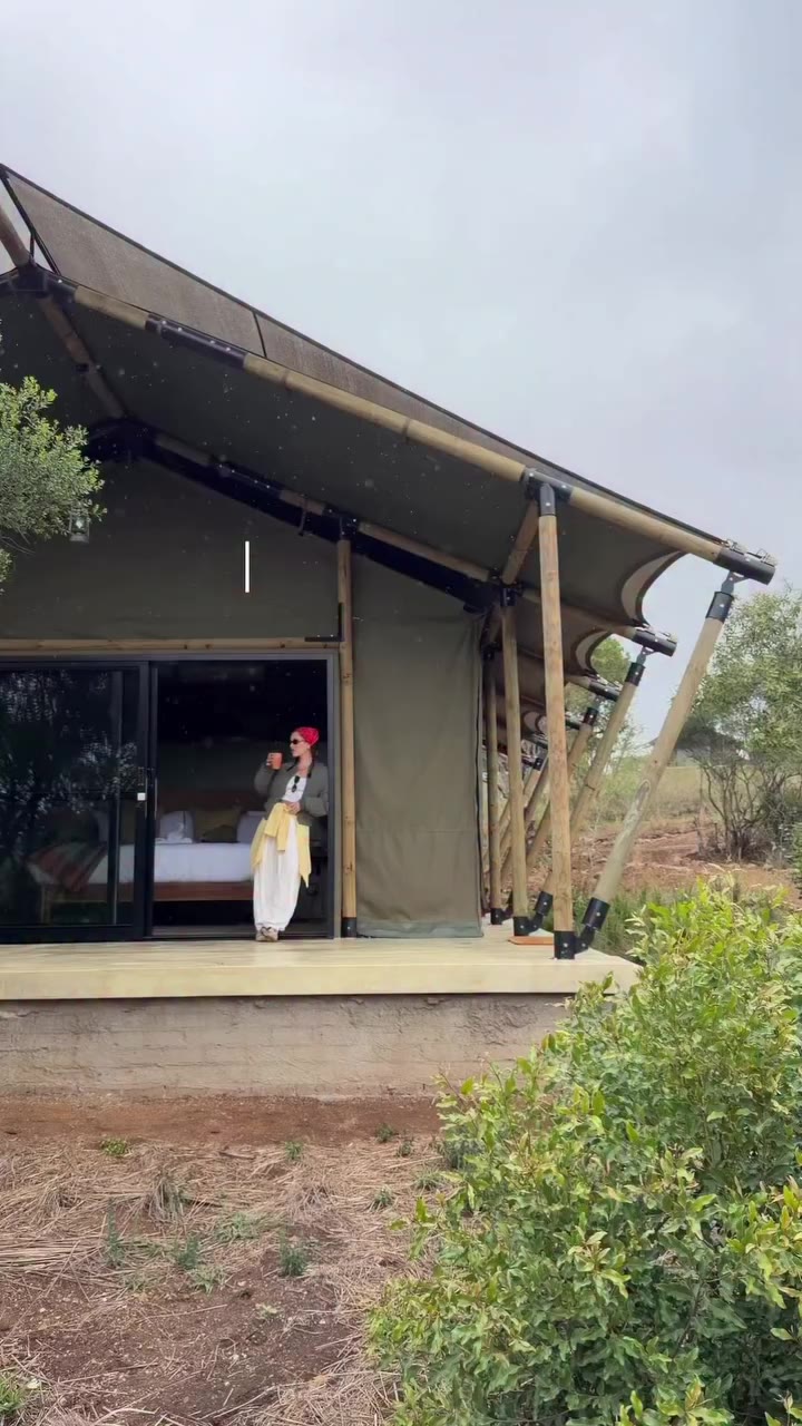 …Ever wondered what a day on a safari resort entails? Well wonder no more!…