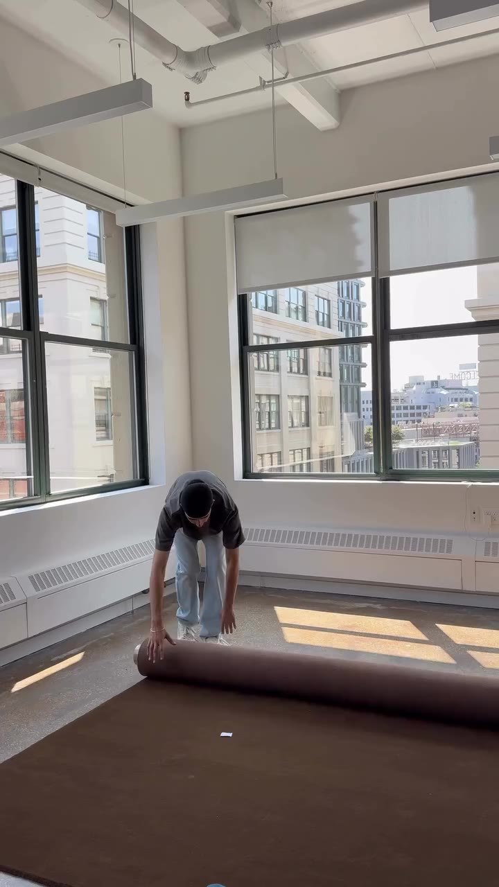 BTS of building a wig brand All hands on deck, a lot of boxes, a space slowly…