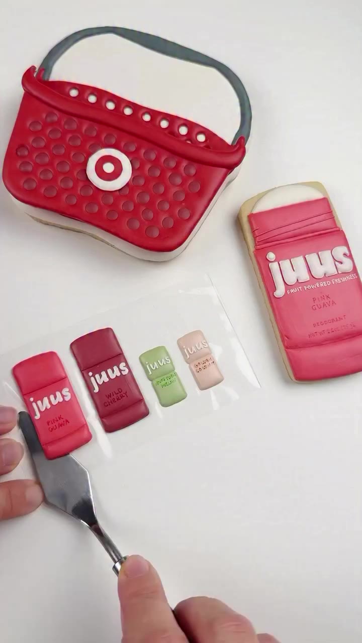 Meet these sweet deodorants from @juusbeauty 📸: @hanamade.cookies