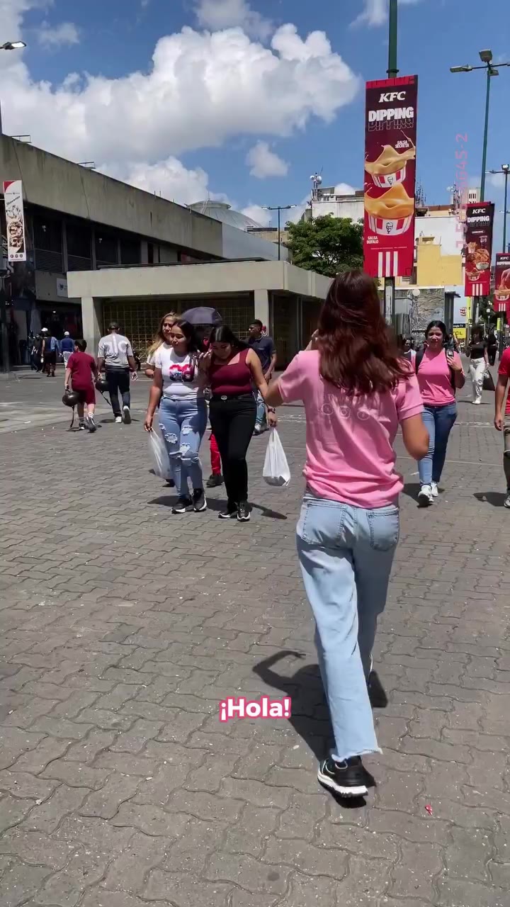 ¡Premio sorpresa para los que confían en nosotros! 👟✨ Gracias por seguirnos y…