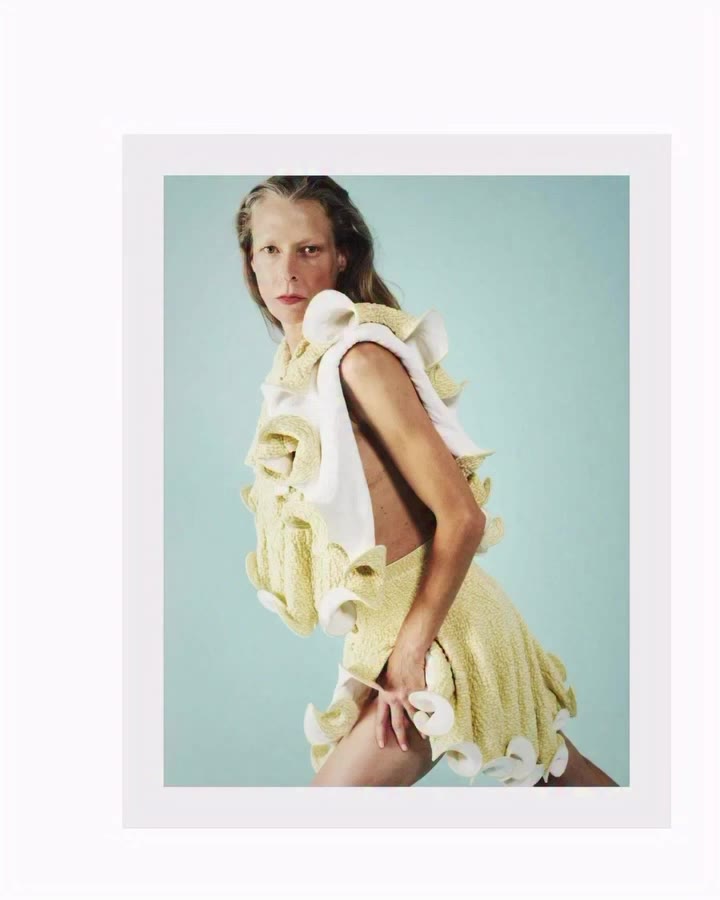 Laura Morgan for @marieclaireitalia 🩵 @lauramorgan999 Fashion Editor…