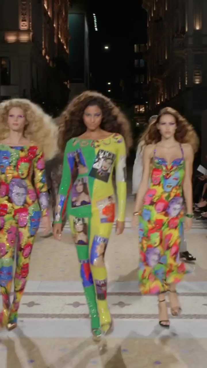 Versace, Versace, Versace! Οι Ida Heiner, Imaan Hammam και Amelia Gray…