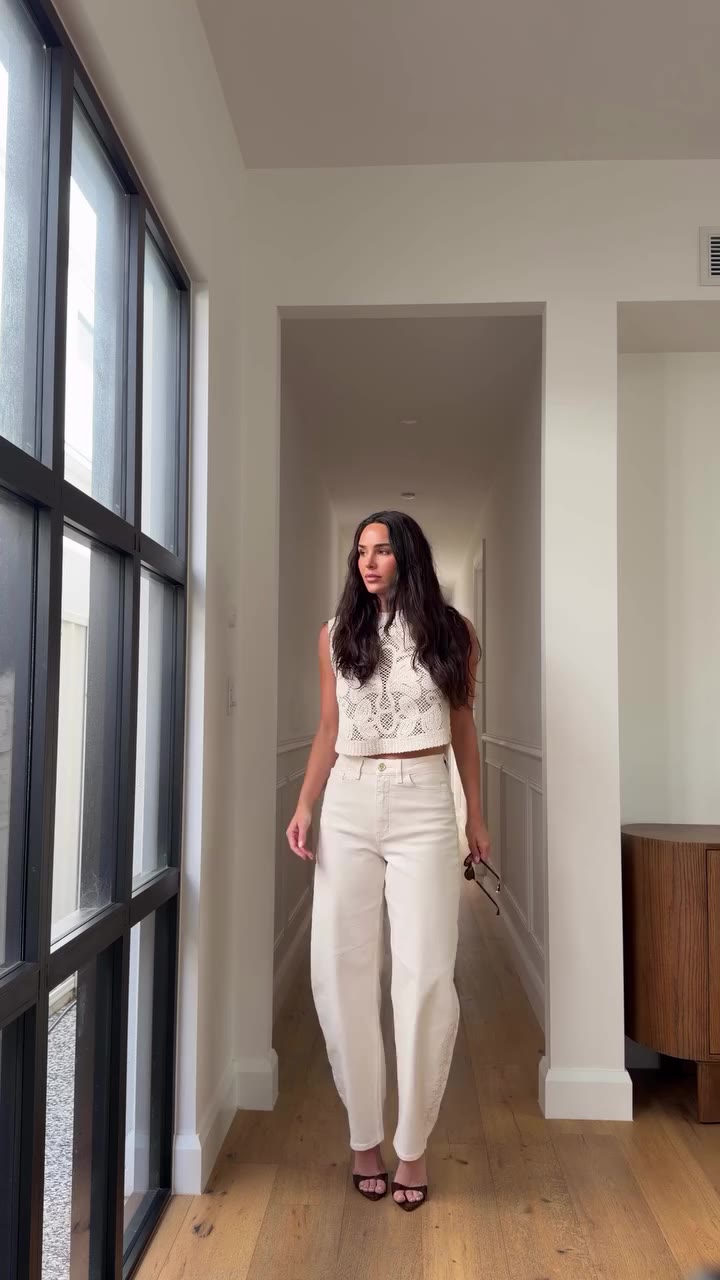 For the moments when you want to feel effortlessly put together. @jessicadover…