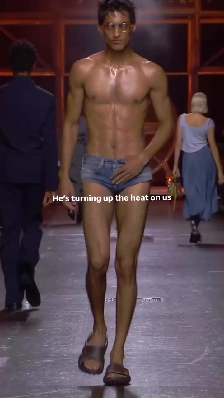 @sohdumn stunts and struts for Glenn Martens’s last Diesel show