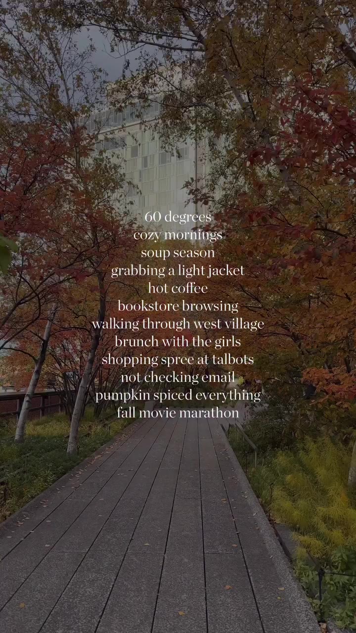 And just like that, it’s officially fall. 🧥🍎🍂