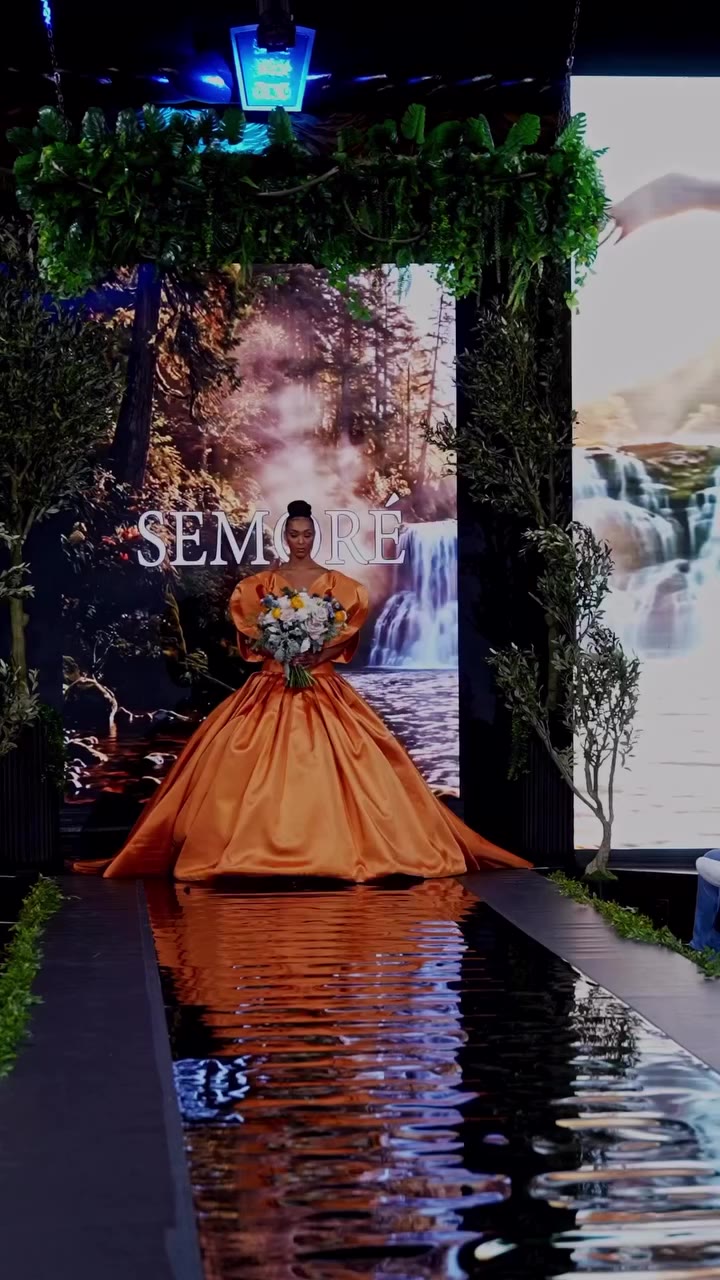 Semoré, Be Their Voice. Presentada en New York Fashion Week, 11 de septiembre…