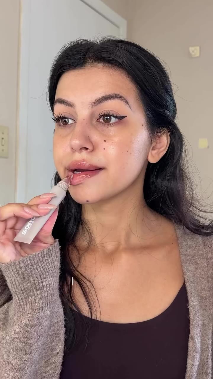 grwm while i talk about my dress disaster lmao ☕️