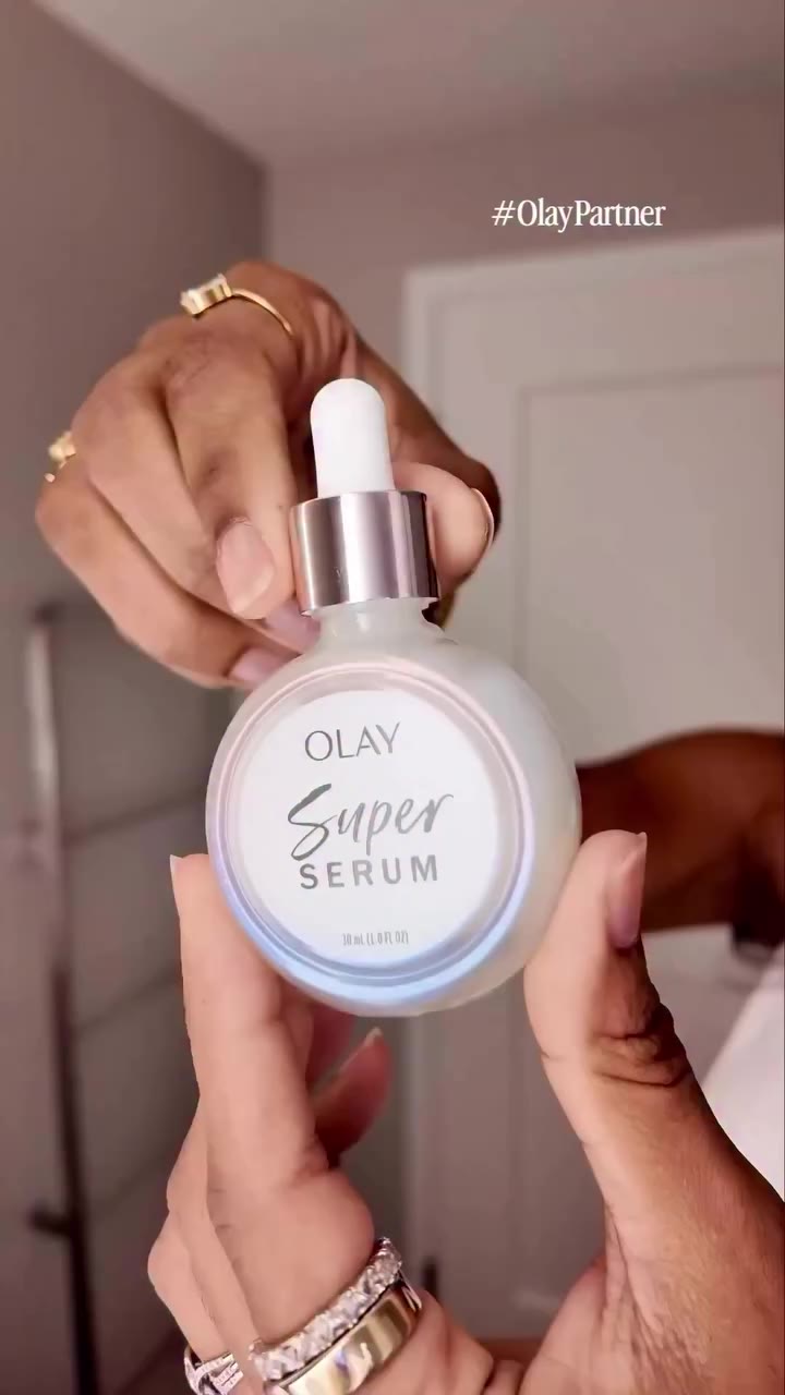 Some things from the 2000s deserve a comeback. #OlayPartner My old skincare…