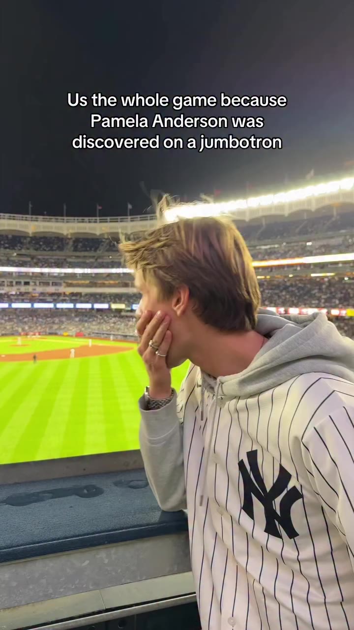 Waiting for our big break 🤞🏼🤞🏼⚾️⚾️⚾️ #baseball #yankees #pamelaanderson…