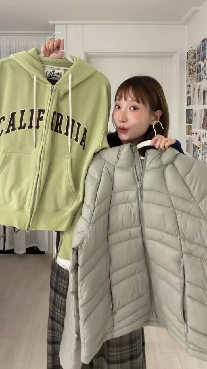 요즘 내가 좋아하는 올리브 가을 아우터 2가지,,🍵💚 #광고 가을코디는 컬러 하나만 바꿔줘도 분위기가 확 달라진다~? 💌〰️정보 궁금한…