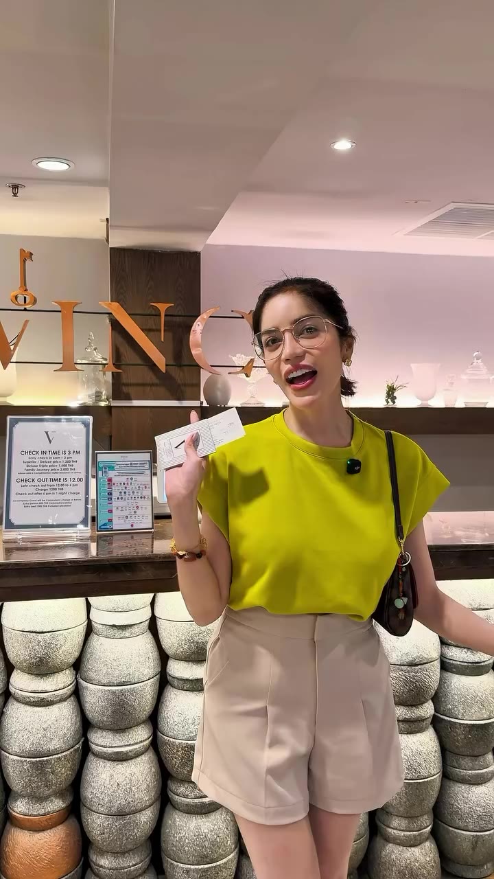 My First Day at Vince Hotel Pratunam A beautiful and cozy stay in the heart of…