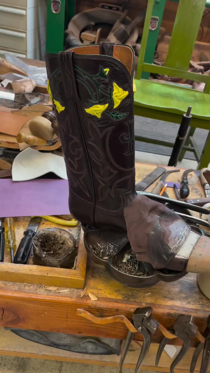 Toe boxing with 3.5 mm leather, creating a Small Round toe style……..when dry…