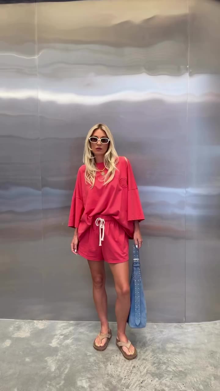 As per your requests, the Basic Set in Watermelon is coming back 🍉 Landing…