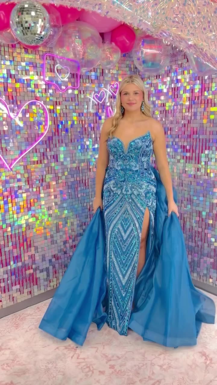 💙✨ DANCING QUEEN ENERGY ✨💙 She’s giving sparkle, elegance, and total main…