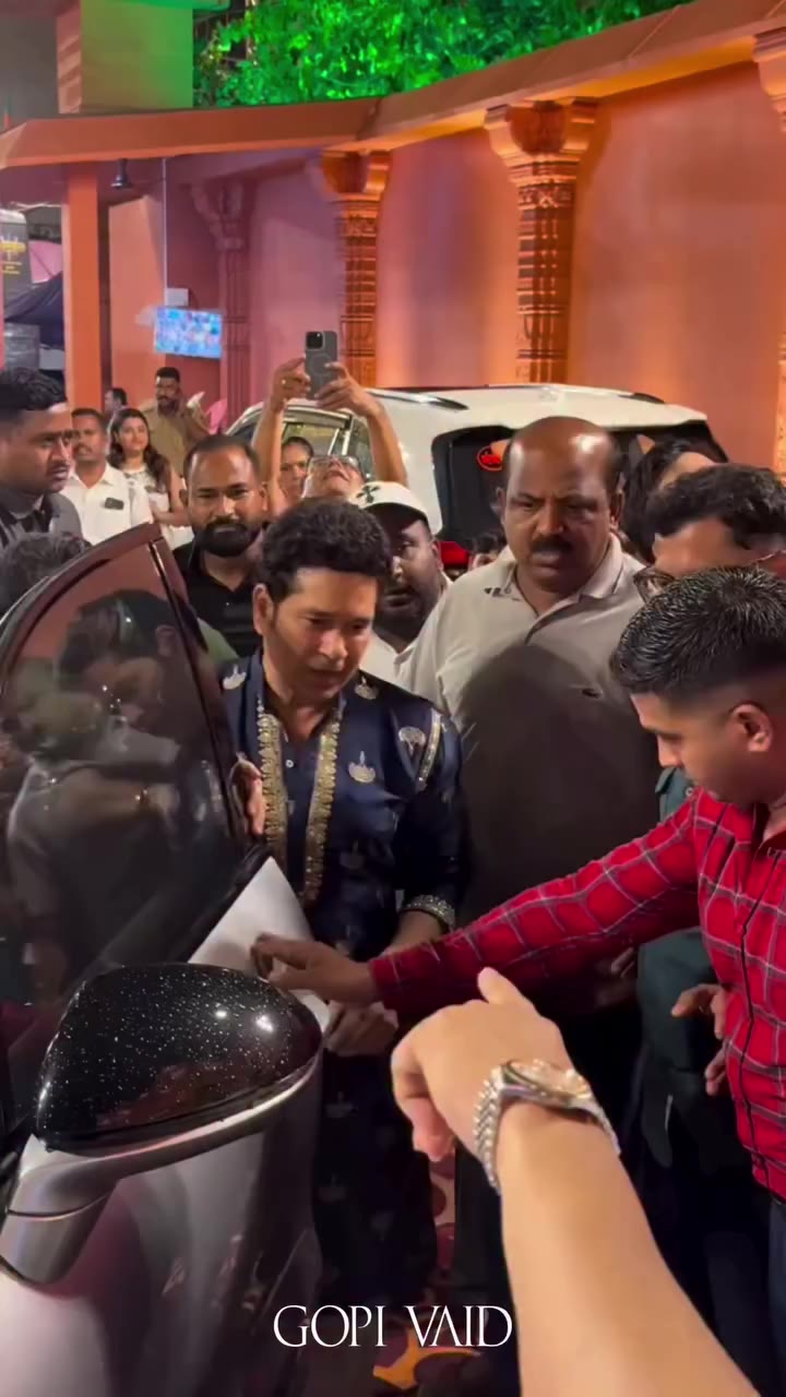 Sachin Tendulkar in Gopi Vaid The maestro, Mr Sachin Tendulkar…