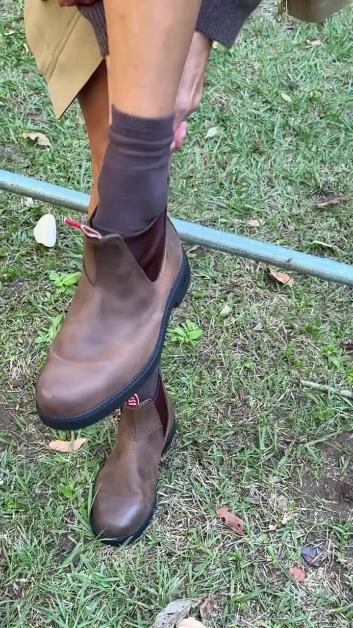 Springing into a new season in my @rossiboots #RossiBoots #InMyRossiBoots