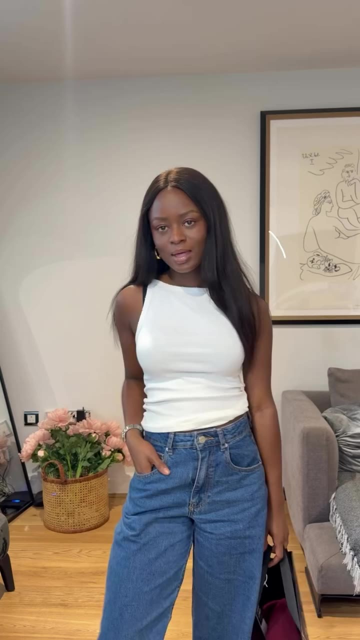 Last week, I headed to @johnlewis to check out some new-season pieces. With…