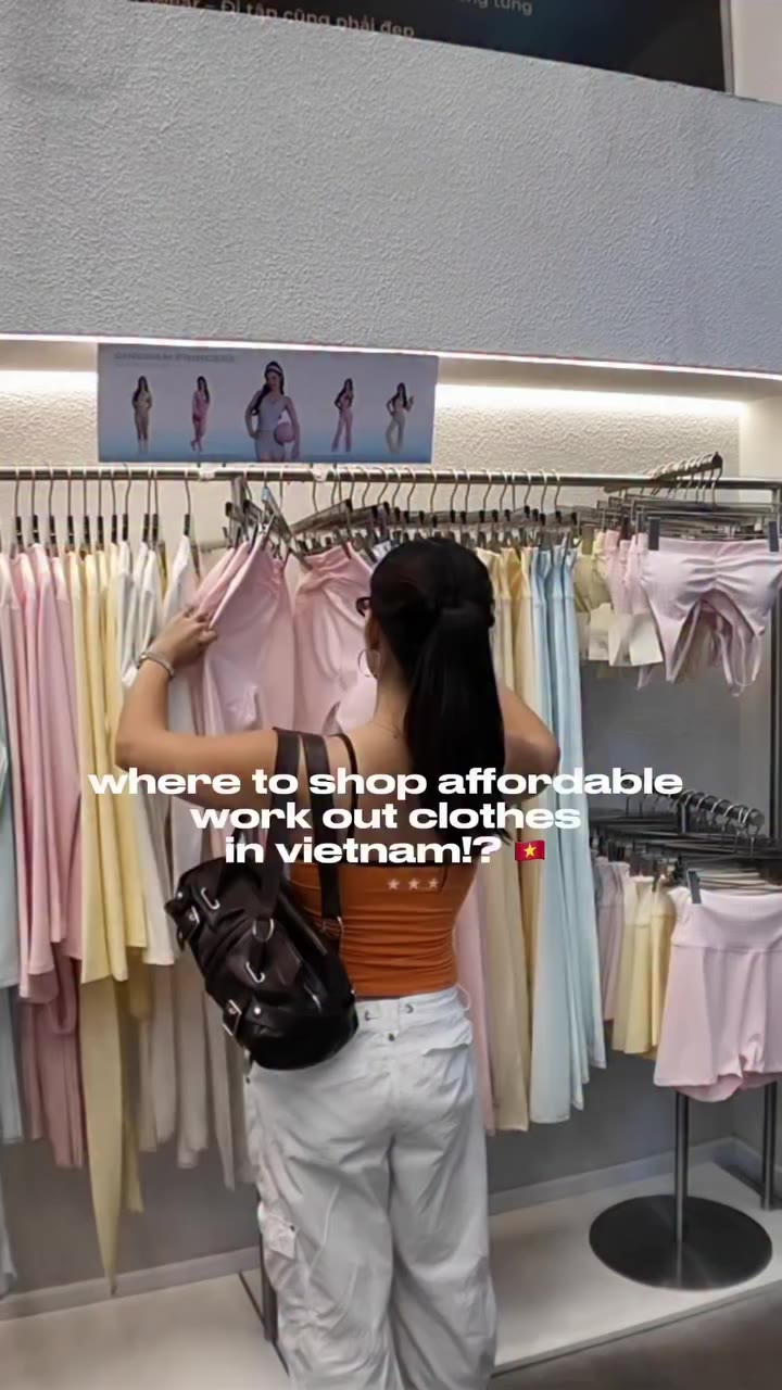 Work out clothes in vietnam? 🇻🇳💪🏻 visit this store @fitme.sportswearvn so…
