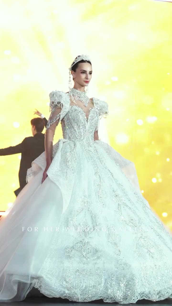 A celebration of elegance, confidence & timeless beauty. ✨🤍 For Her Wedding…