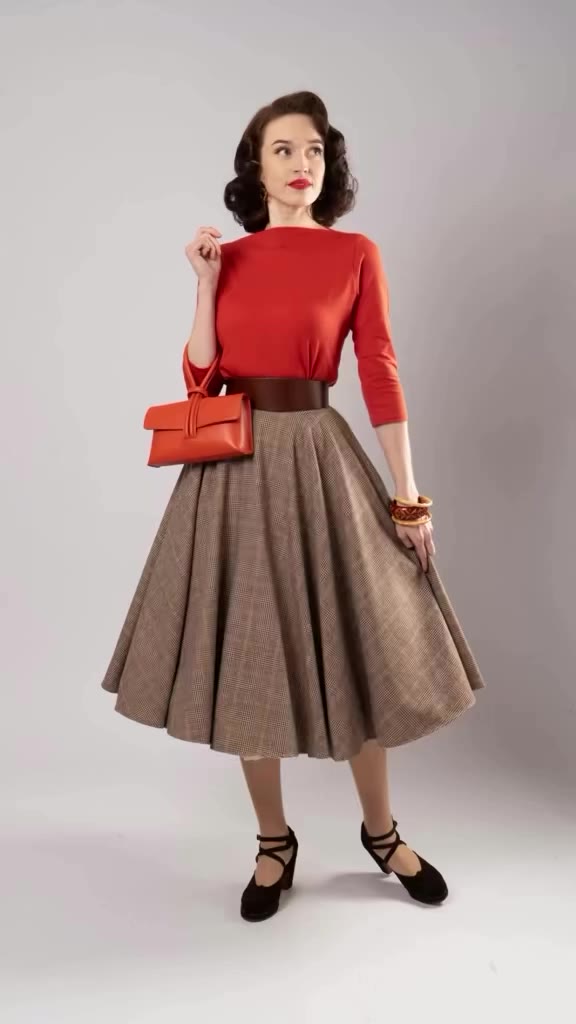 We are getting ready for fall, are you? Get up to 50% Off on last years winter…