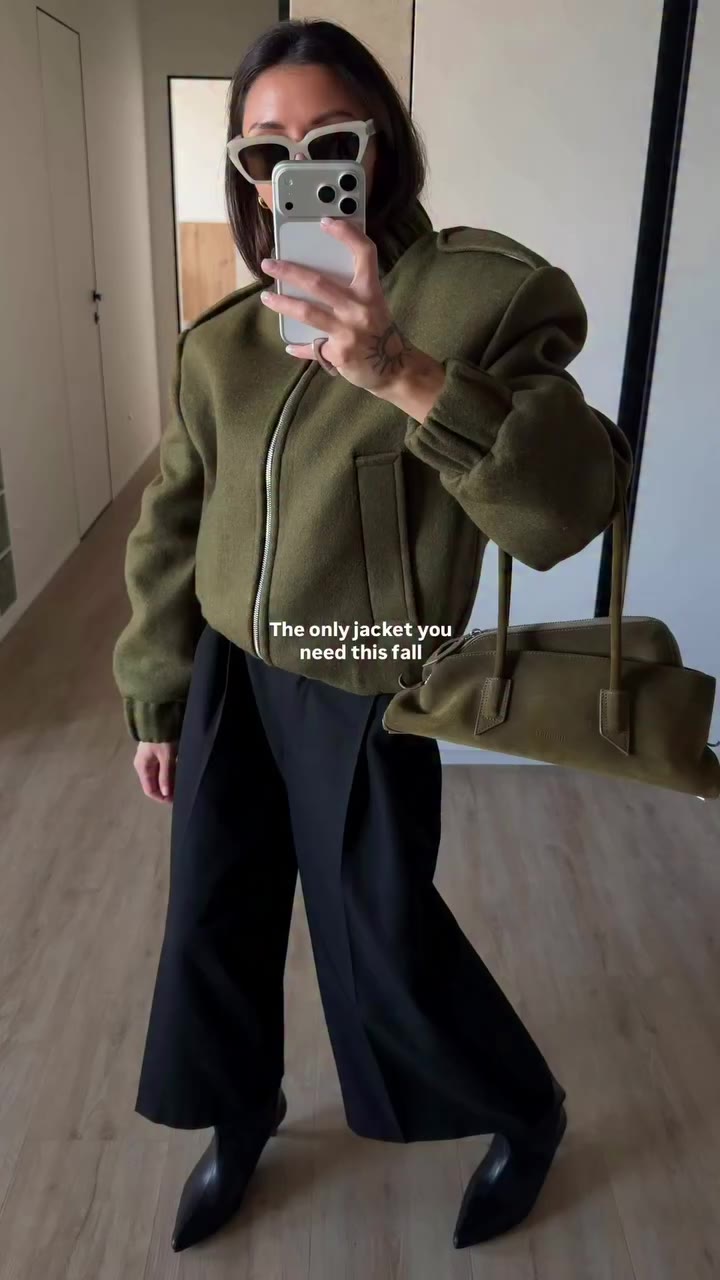 The perfect wool bomber jacket 💔 100% wool | 100% вовна Colors: brown, grey…
