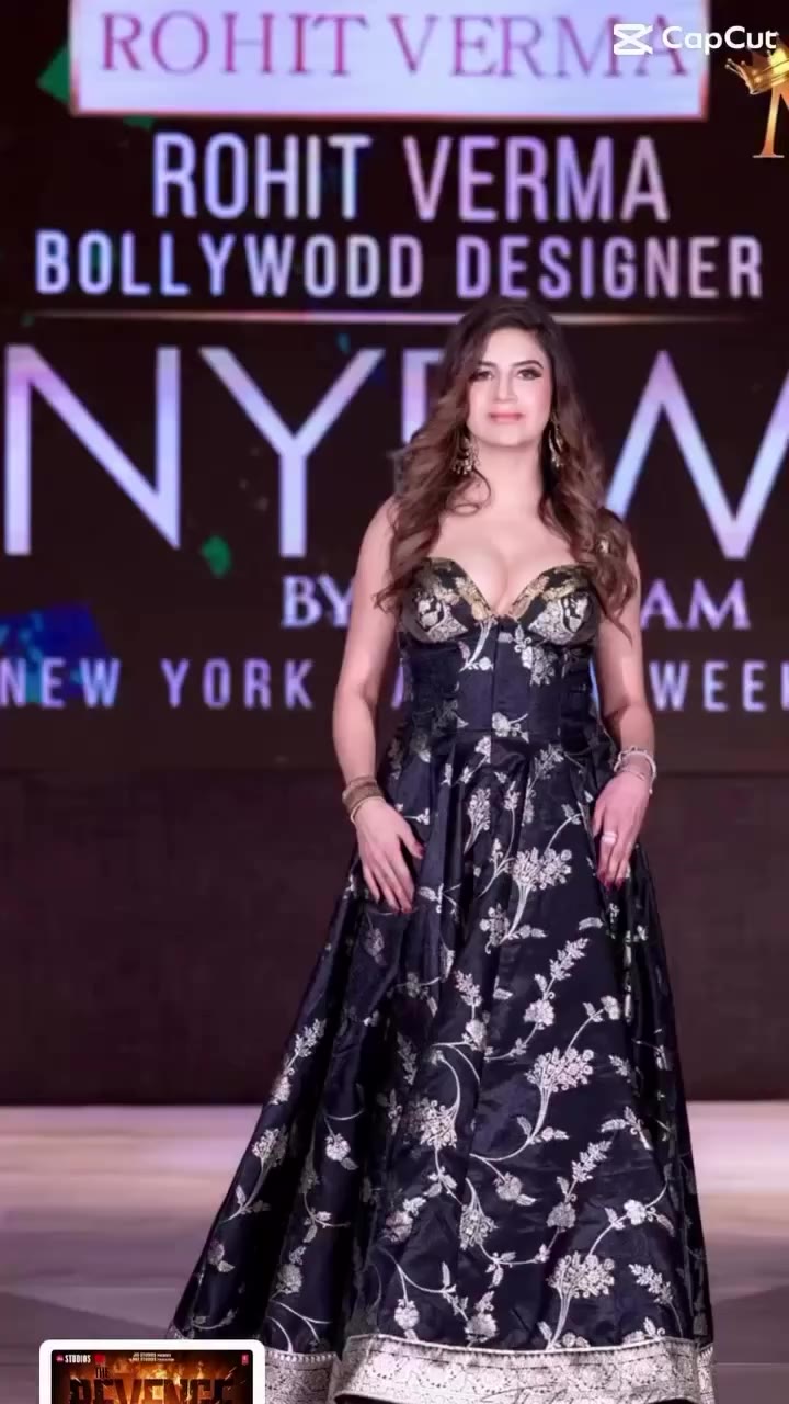 nyfw #Glamour #fashionweek #bollywooddesigner #RohitVerma Asawari Agm Lotus…