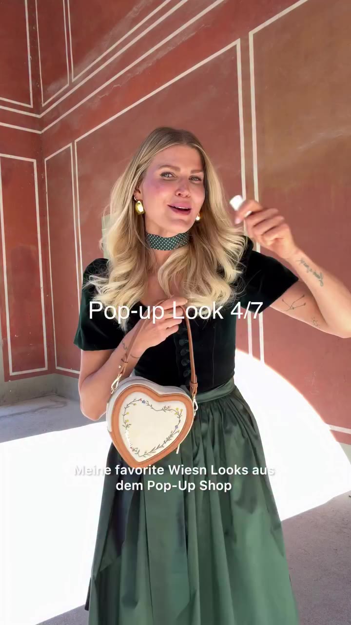 Look 4/7 Bag @weat Dirndl @giacomellitrachten Sunnies @sideeye.nyc Choker…