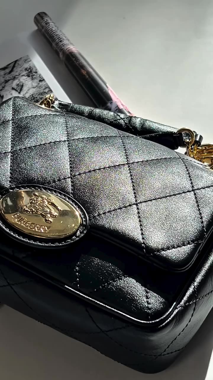 THE THURSDAY DROP IS COMING… 🖤⏳ Here’s your first look at some of the…