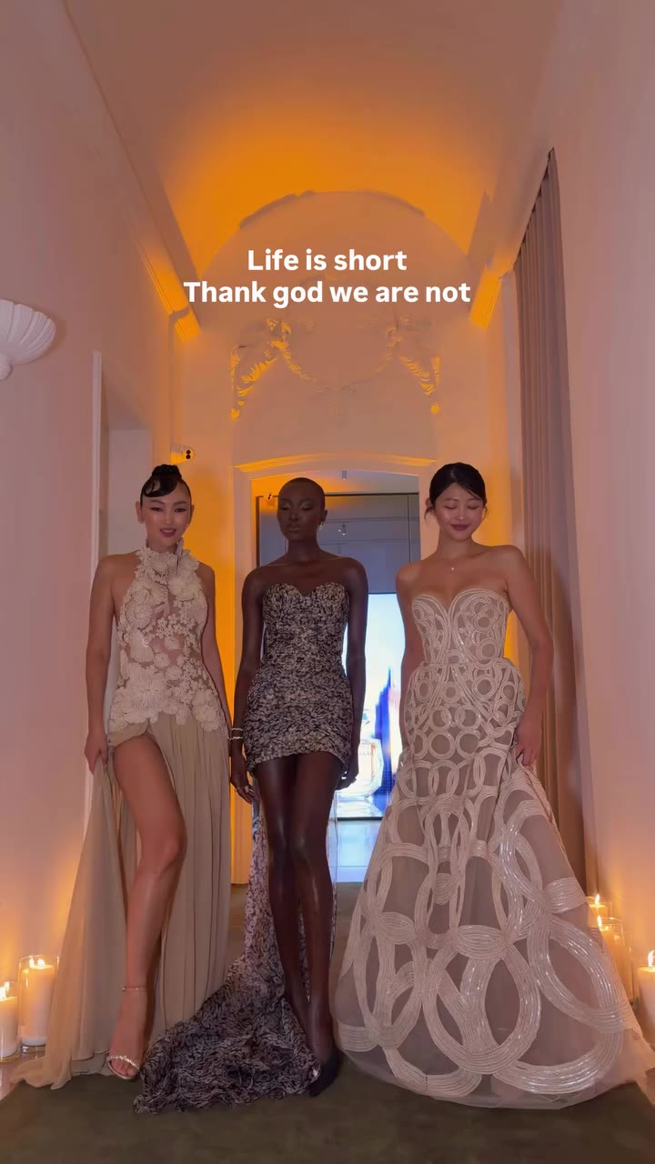 Legs for days 🫶🏽 . . #trending #milanfashionweek