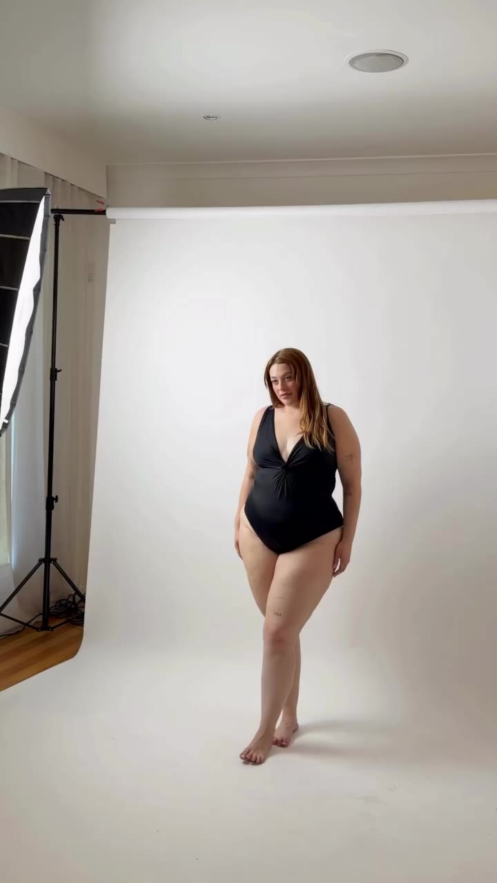 On set with beautiful @itsrebeccamoss wearing our Pièce de Résistance — our…