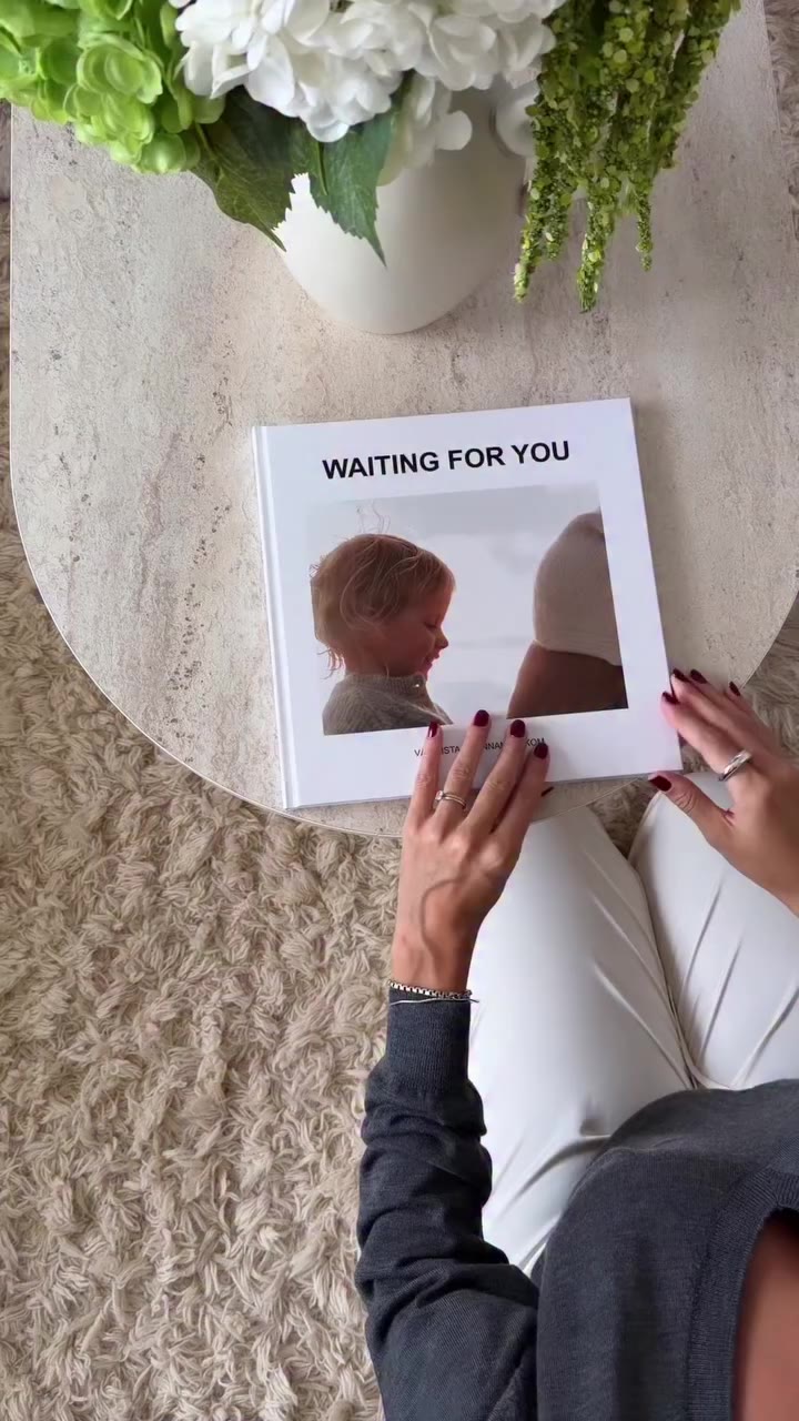 Reklam för @framkalla 🤎 En liten bok om en väldigt speciell tid i livet …