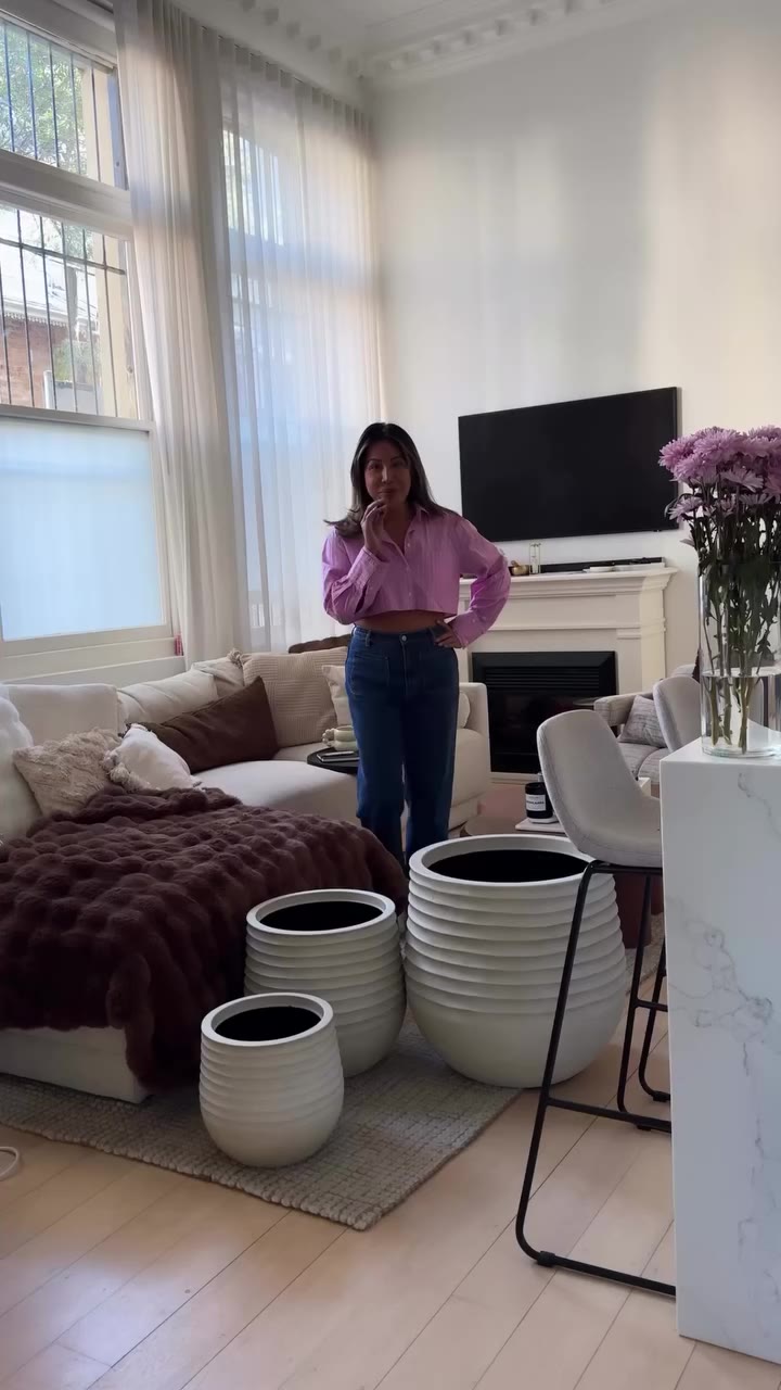 I was SO against faux plants 🌳😅. Then I moved into an apartment with barely…